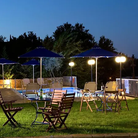 Jimmy's House Lägenhet Nikiana